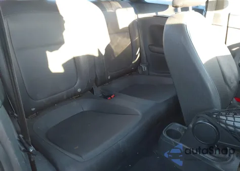 2014 Volkswagen Beetle 2.5L z USA, uszkodzony, nr VIN 3VWJP7AT4EM612866